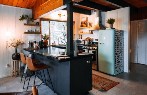 Running Springs Apartment | The Lightfoot Cabin · Mid-Century Cabin Perfect for Romantic Getaway