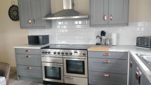 Newry House | The Lighthouse Cottage