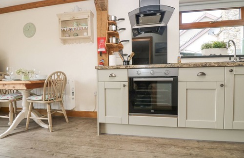 Camborne Cottage | THE LILY PAD, with a garden in Camborne