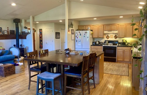 Cedar Ridge House | The Lily Pad- Your Home Away From Home