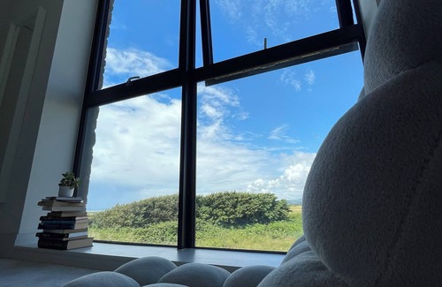 Porthcawl Cottage | THE LINKS 40. AN APARTMENT WITH SPECTACULAR SEA VIEWS. in Porthcawl