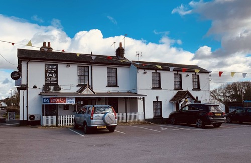 Aldershot Bed & Breakfast | The Lion Brewery