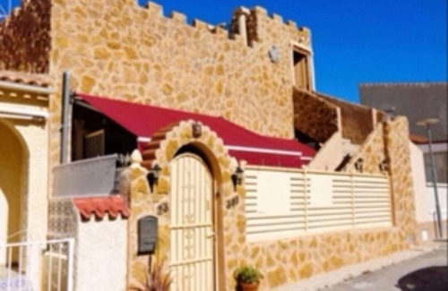 San Fulgencio House | The little Castillo on the Costa Blanca