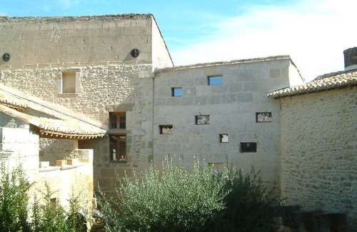 Meynes Apartment | The Little DoMeynes . Charming cottage ideal for 1 couple and it all year