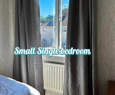 Salisbury House | The little flowers home