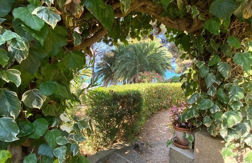 La Croix-Valmer House | The little House in Gigaro