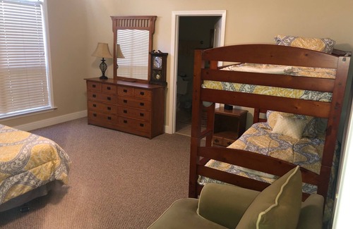 Drasco House | The Little House in beautiful Tannenbaum Resort and Greers Ferry Lake