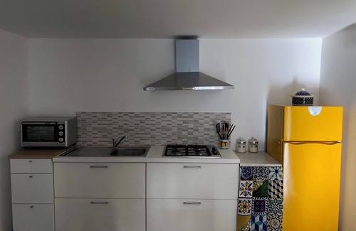 Ragusa Cottage | The little house with the balcony, typical dammuso in the heart of Ragusa Ibla