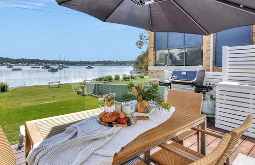 Rathmines House | The Little Lake House Waterfront