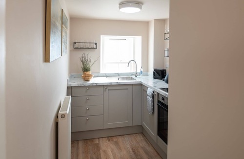 Rhoscolyn Apartment | The Little Nest : Charming 2-Bed Hideaway by Sea in Rhoscolyn | Managed by Anglesey Holiday Lettings