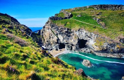 Boscastle House | The little post house. A perfect village retreat, with stunning views.