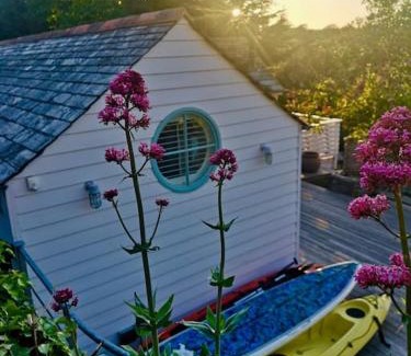 Boscastle House | The little post house. A perfect village retreat, with stunning views.