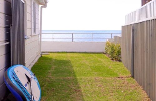 Port Vincent House | The Little White House