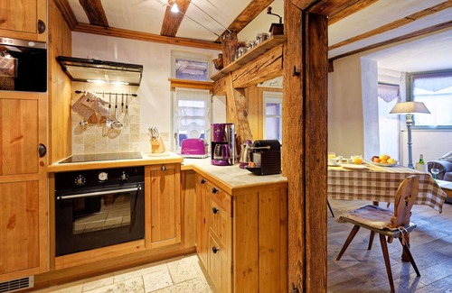 Riquewihr Apartment | The Little Wolf* romantic 5* nest with balcony overlooking the garden. Quiet