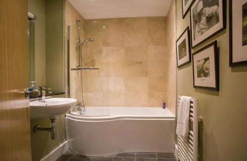Moffat Apartment | The Livingstone Loch Ness OS9
