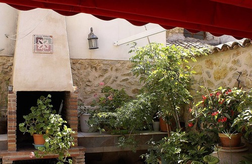 Alcoleja Cottage | The Llar d'Aitana (house + loft)