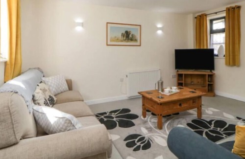 Heligan Cottage | The Lodge 2 bedroom cottage beside The Cridford In
