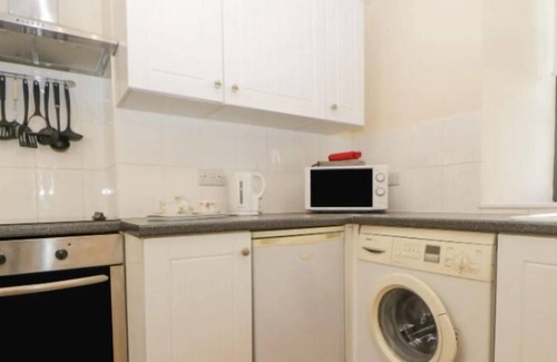 Heligan Cottage | The Lodge 2 bedroom cottage beside The Cridford In