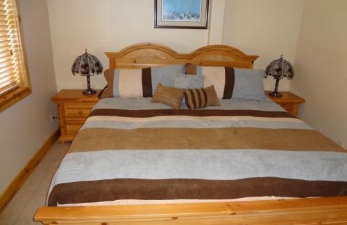 Meadow View Heights House | The Lodge at Duck Creek
