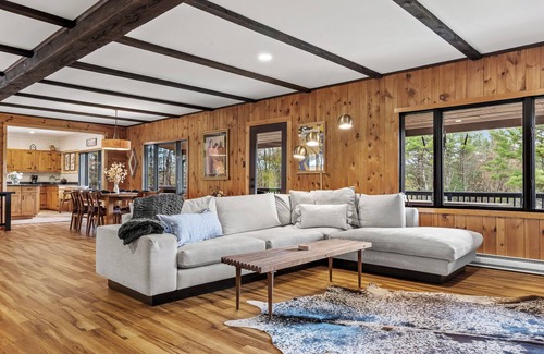 West Oneonta Cabin | The Lodge At Fall Park With Heated Indoor Pool!