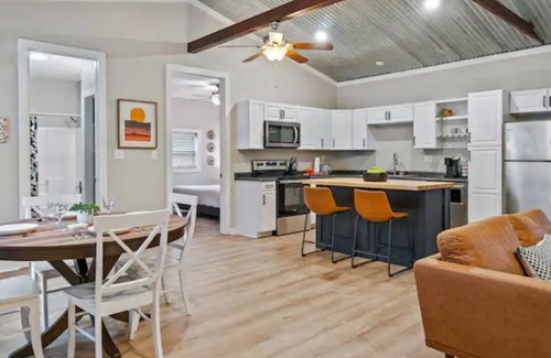Lindale Cabin | The Lodge at Hidden Creek
