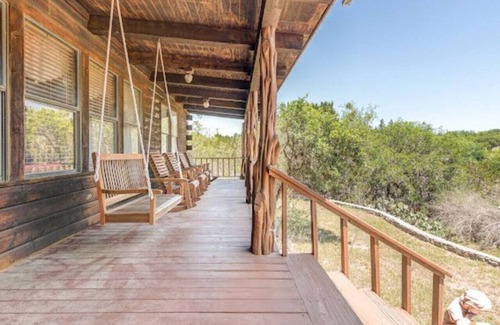 Uvalde House | The Lodge at Lightning Bug Springs