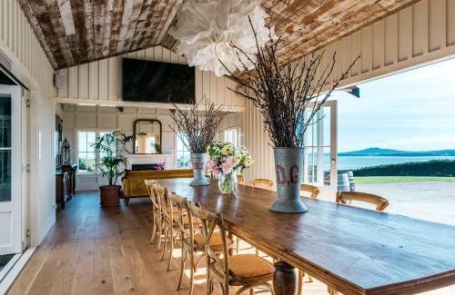 Oneroa House | The Lodge at Mudbrick