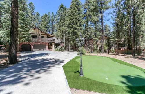 Summit Estates Cabin | The Lodge at Snow Summit Home