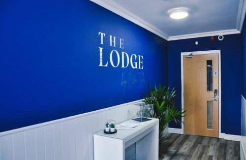Llangeview Hotel | The Lodge by Cefn Tilla