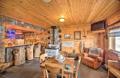 Putnam County Cabin | ‘The Lodge’ in Powersville w/Game Room & Fire Pit