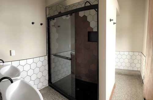 Hancock Apartment | The Lodge- Lombardi Suite