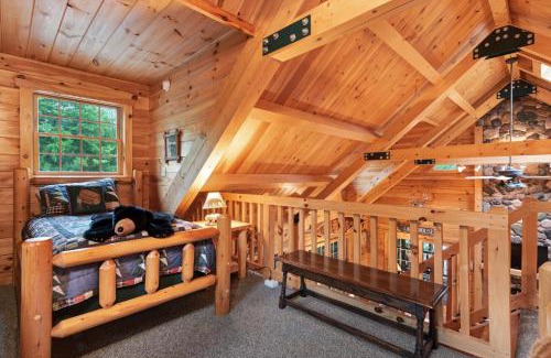 Minocqua House | The Lodge on Booth Lake - 2 Bed 2 Bath Vacation home in Minocqua
