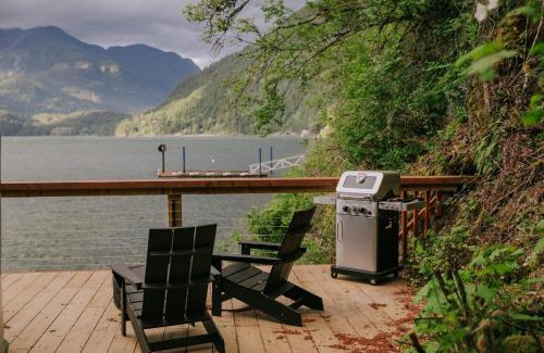 Harrison Hot Springs Cabin | The Lodge on Harrison Lake