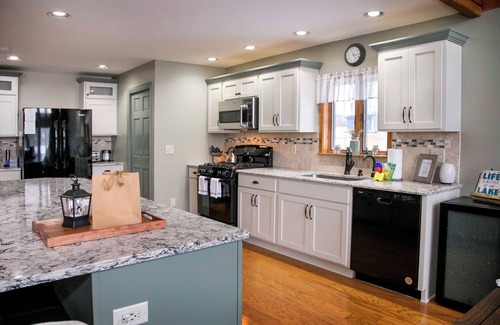 Bradford Cabin | The Lodge on Lamoka-Main House located in The Finger Lakes Region.