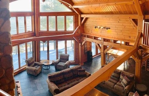 Manitoulin District House | The Lodge on Serendipity
