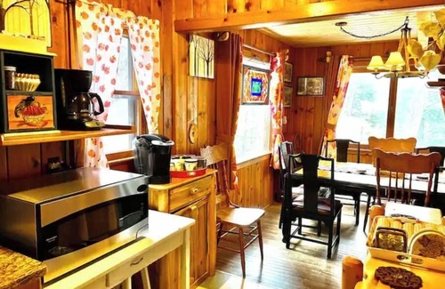 Estes Park Cabin | The Lodge @ Pine Haven Resort