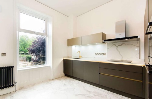 Lofthouse Apartment | The Lodge Suite at Nydsley Hall - 2 Bedroom Apartment with Hot Tub