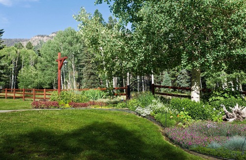 Pagosa Springs Cabin | The Lodge - Weminuche Wilderness - sleeps 12 - Winter Adventures