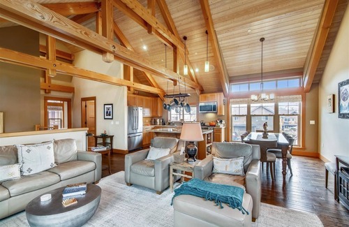 Tolovana Park House | The Lodges D-1 - Beachcomber Vacation Homes