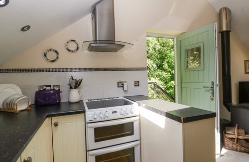 Compton Martin Cottage | THE LOFT AT NORDRACH LODGE, pet friendly, with open fire in Blagdon