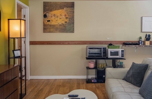 Lakeland House | The Loft at Raintree