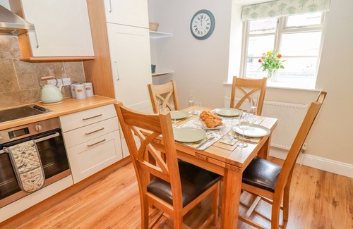 Stow-on-the-Wold Cottage | THE LOFT, family friendly in Stow-On-The-Wold