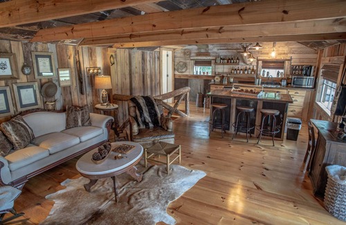Washburn House | The Loft House at Bear Creek Lodge