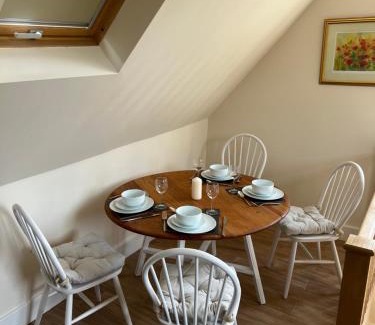 Petersfield Apartment | The Loft, Steep, Petersfield in Collyers Estate part of The South Downs National Park.