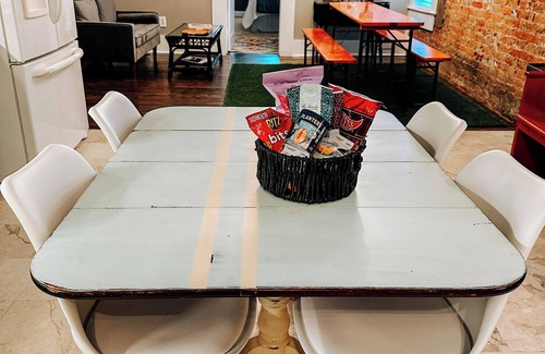 Bainbridge Apartment | The Loft @ Studio115 a Charming Stay, Sleeps 6, in Downtown Bainbridge, GA