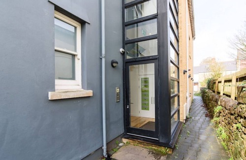 Roath Condo | The Loft | Trendy Top Floor 1 Bed | Oakfield Apts