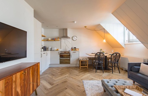 Whitstable House | The Loft, Whitstable