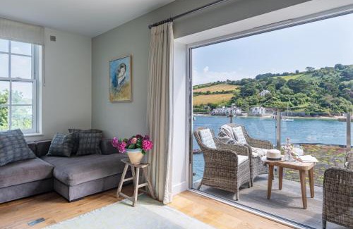 Salcombe House | The Lofthouse