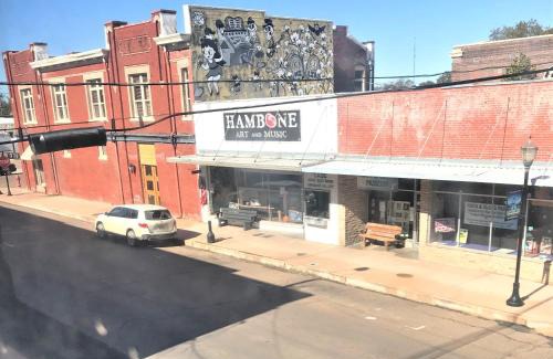 Clarksdale Apartment | The Lofts at the Five & DIme