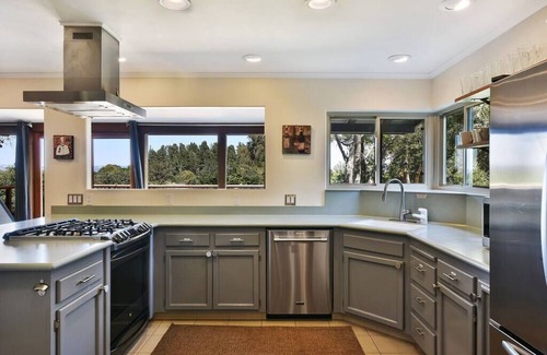 Sebastopol Villa | The Lone Palm - Wine Country Retreat and Offsite